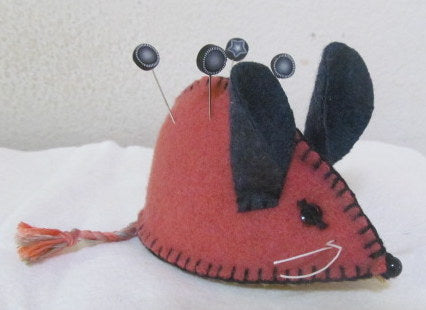 Mouse Pincushion Kit