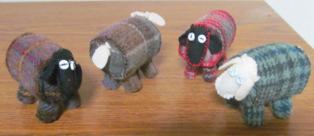 Sheep Pincushion 3" x 3"